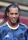 https://upload.wikimedia.org/wikipedia/commons/thumb/9/92/Ronaldinho_Kazan.jpg/100px-Ronaldinho_Kazan.jpg